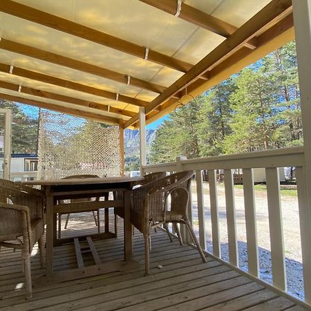 Mobilhome Comfort A La Montagne Saint-Auban  Екстериор снимка